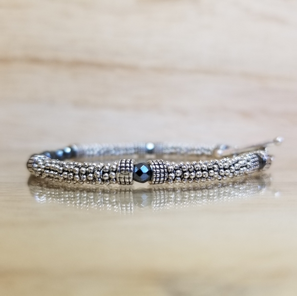 Gun Metal & Silver Hematite Beaded Toggle … - Picture 5 of 10